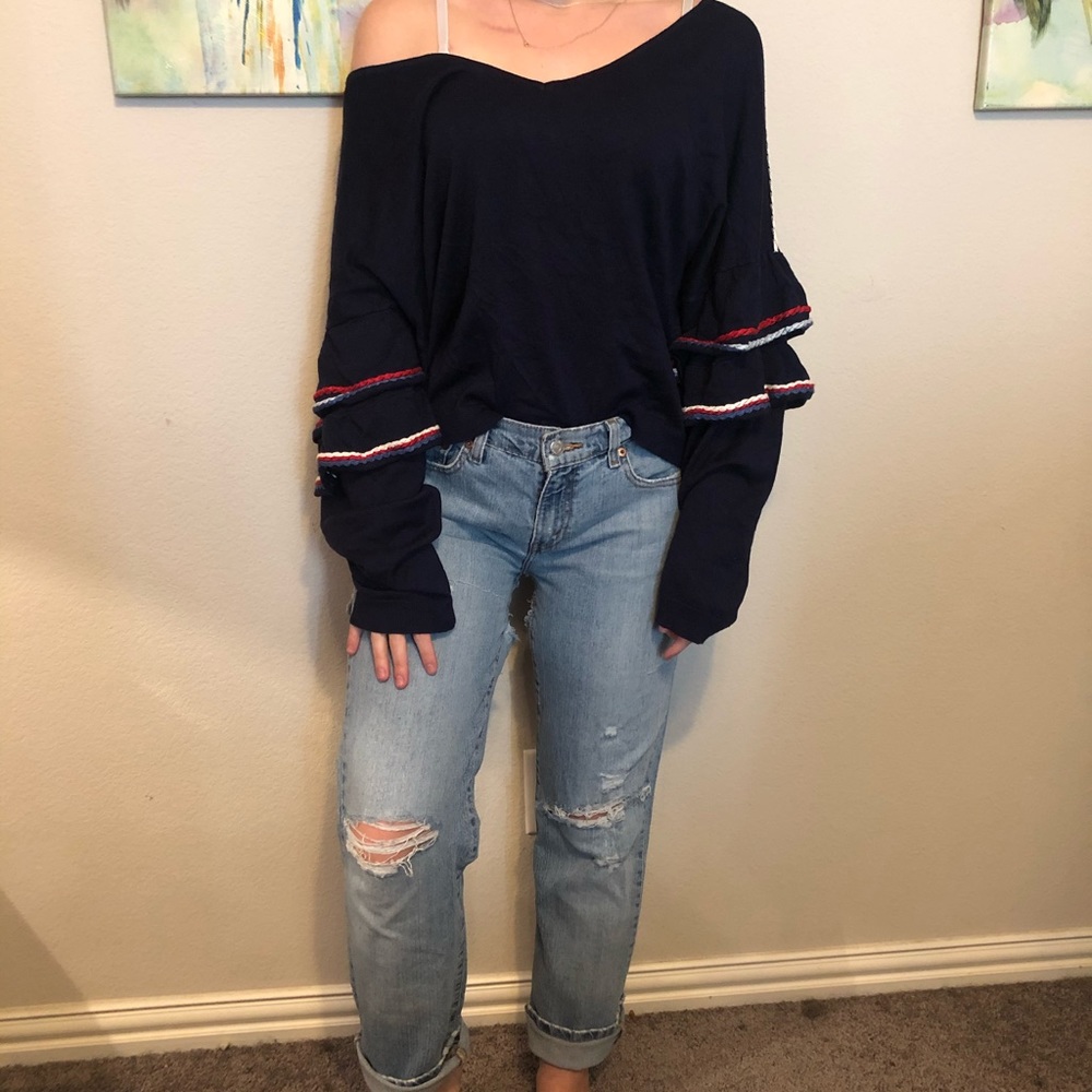 Red,White,andBlue ||| Long-Sleeve Cropped Shirt